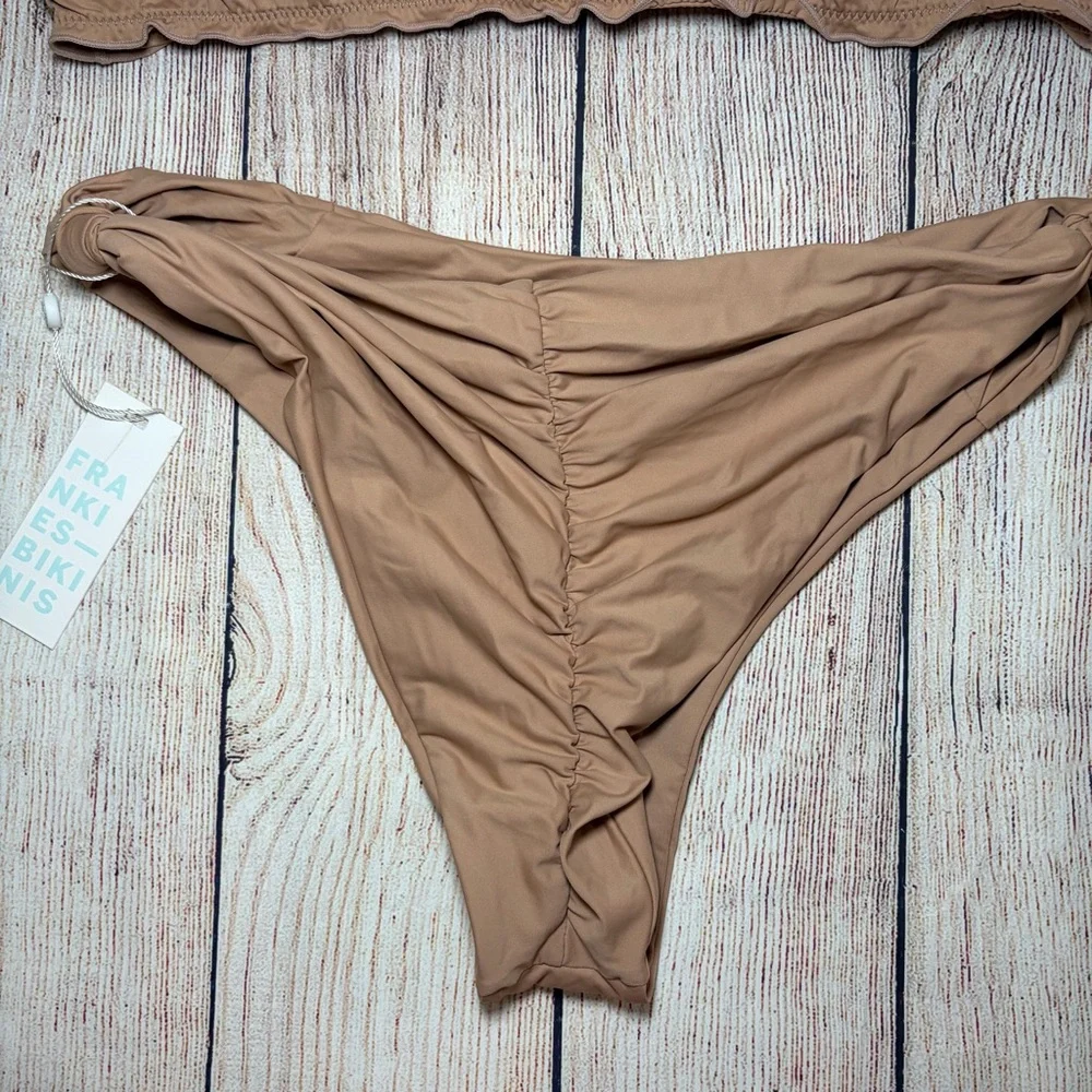 Frankie’s Bikini Set